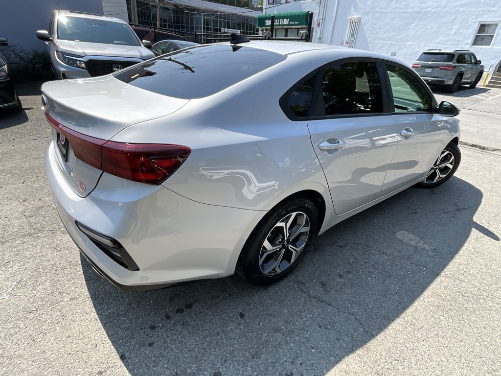2021 Kia Forte LXS photo 3