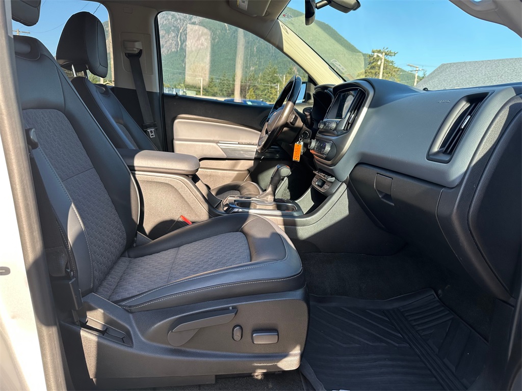 2016 Chevrolet Colorado Z71 photo 11
