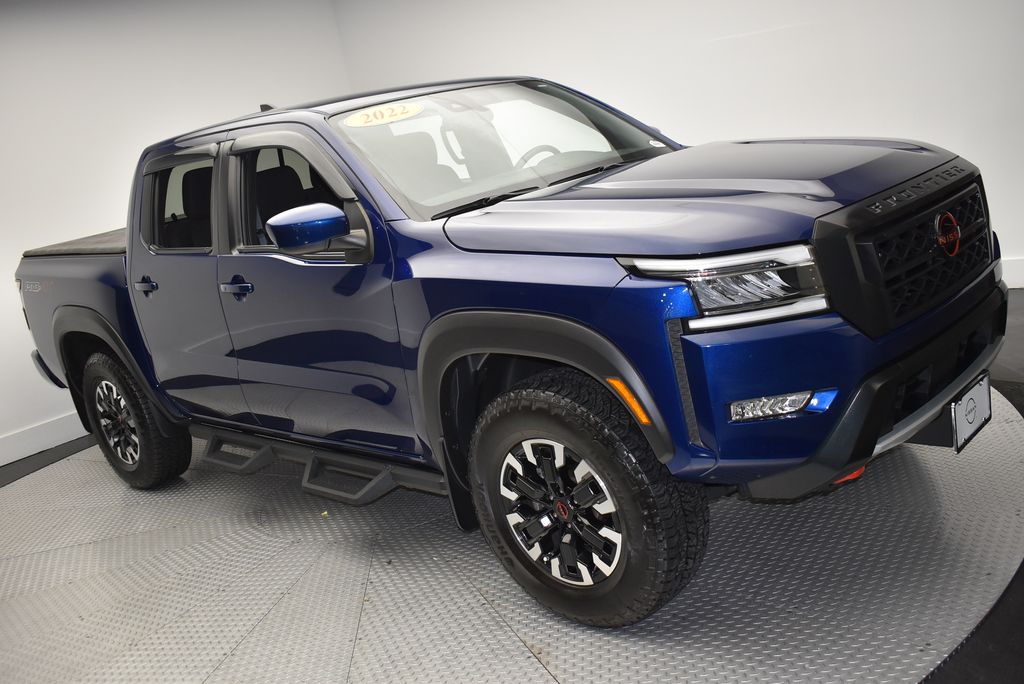 2022 Nissan Frontier PRO-4X photo 3