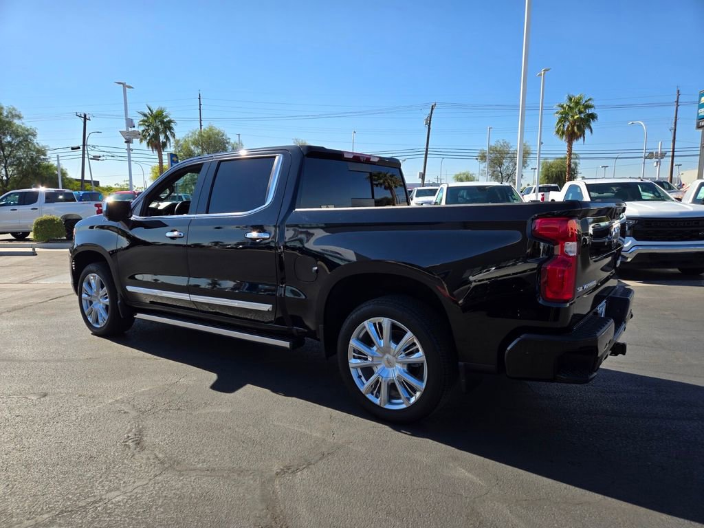 2024 Chevrolet Silverado 1500 High Country photo 4