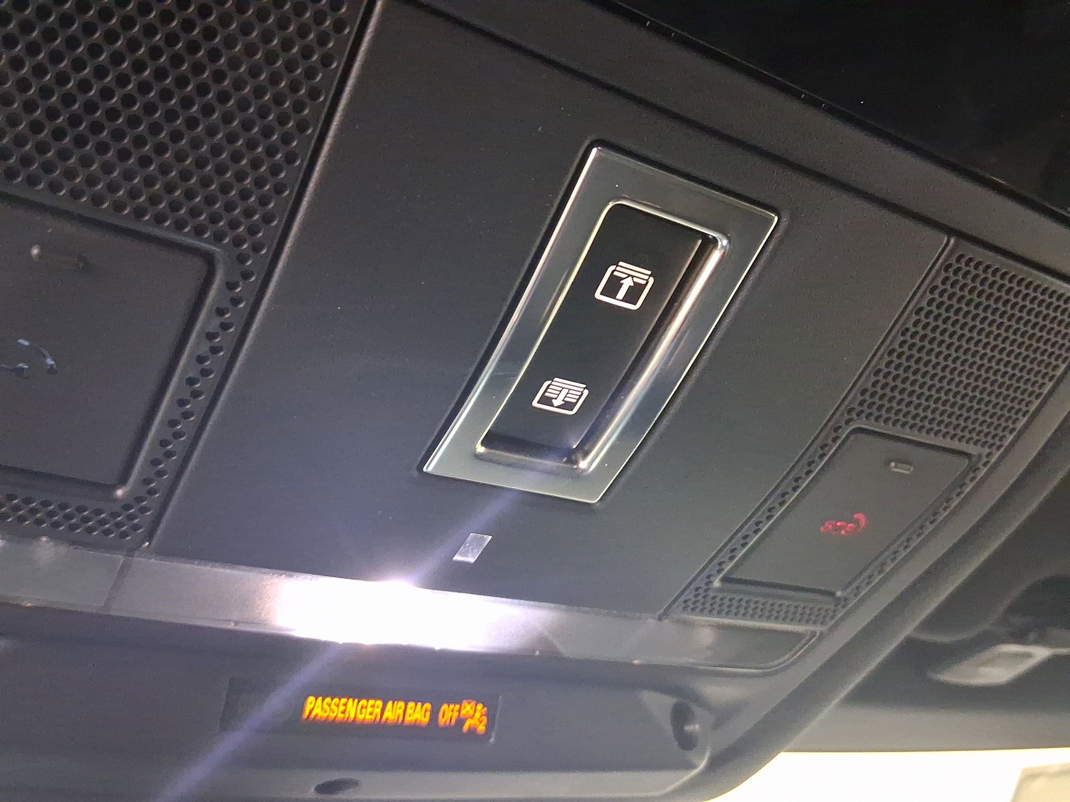 2025 Land Rover Discovery Sport Dynamic SE photo 24