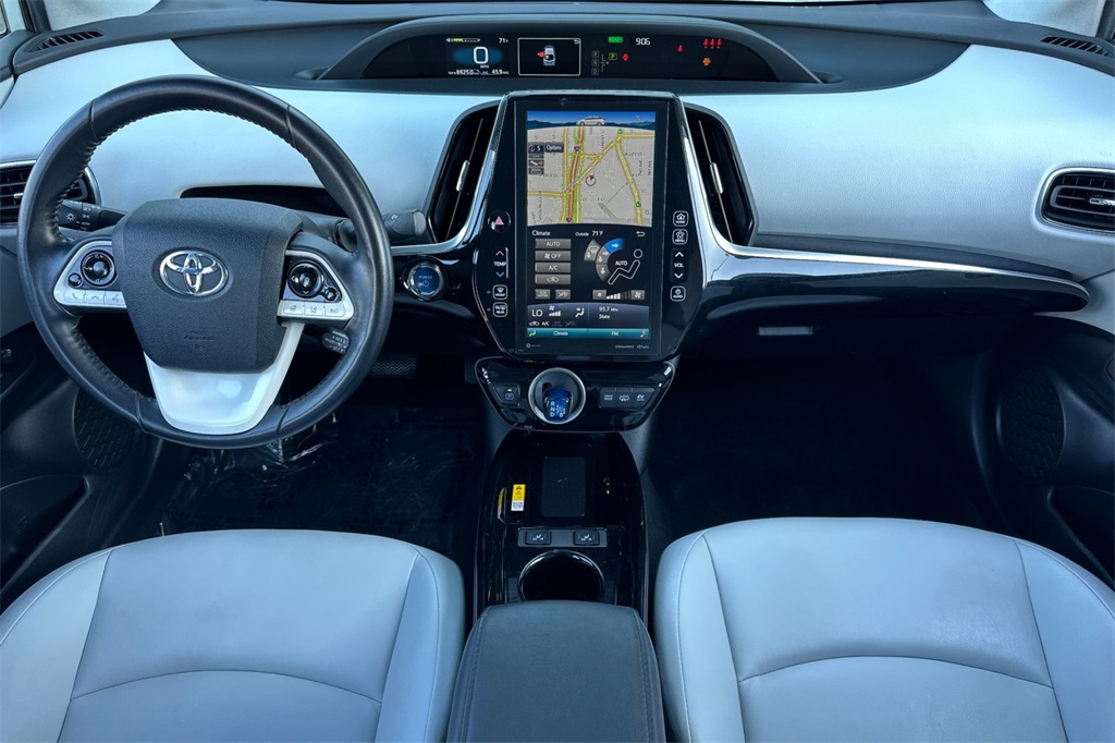 2022 Toyota Prius Prime XLE photo 13