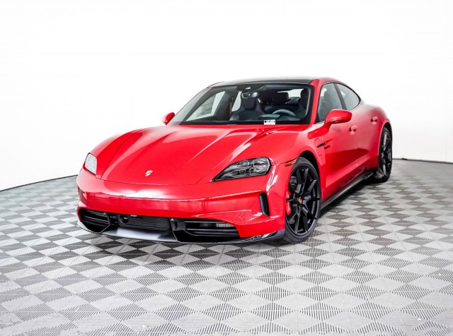 2025 Porsche Taycan GTS