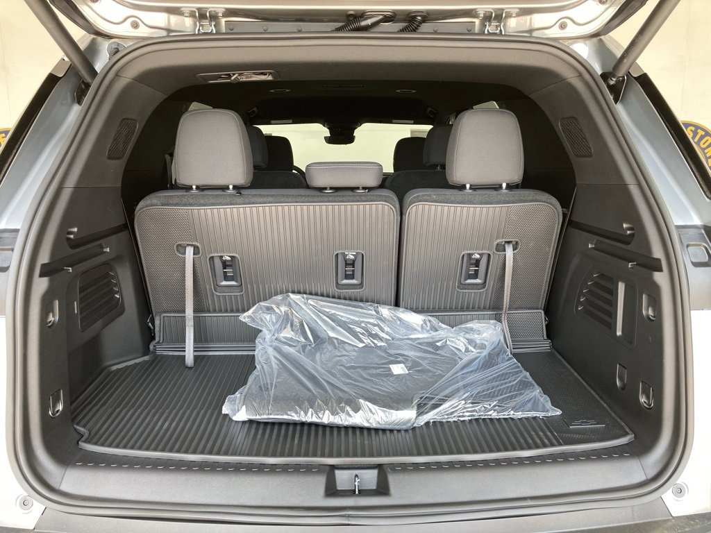 2026 Chevrolet Traverse photo 22