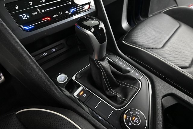 2022 Volkswagen Tiguan SEL Premium R-Line photo 27