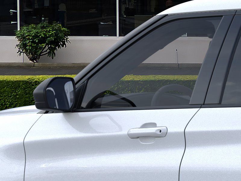 2025 Ford Explorer photo 16