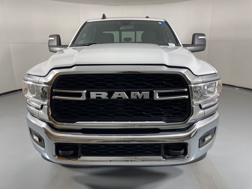 2023 Ram 2500 Tradesman photo 4