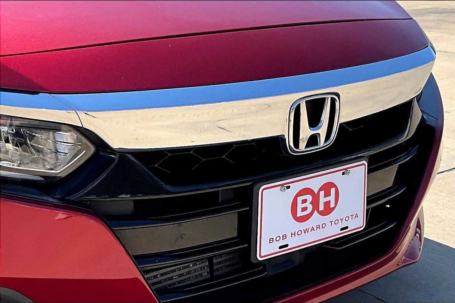 2018 Honda Accord LX 1.5T photo 25