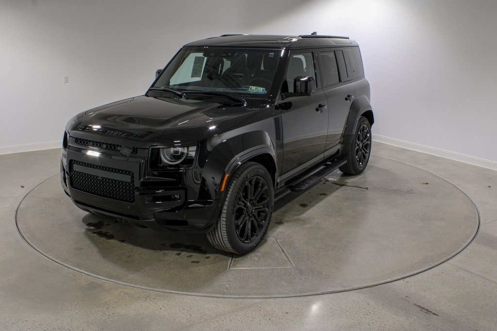 2026 Land Rover Defender's photo