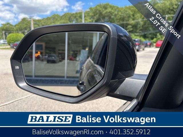 2025 Volkswagen Atlas Cross Sport SE Technology photo 10