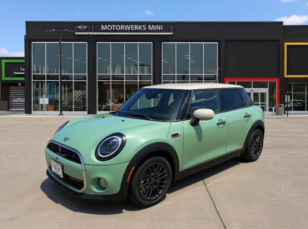 2026 MINI Hardtop S's photo