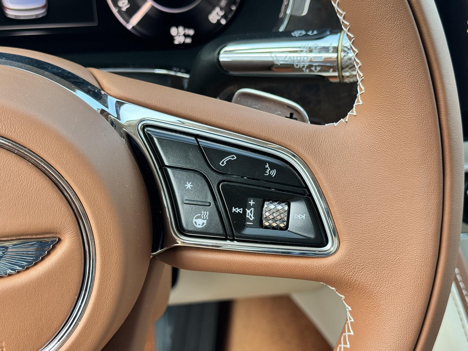 2026 Bentley Flying Spur photo 47