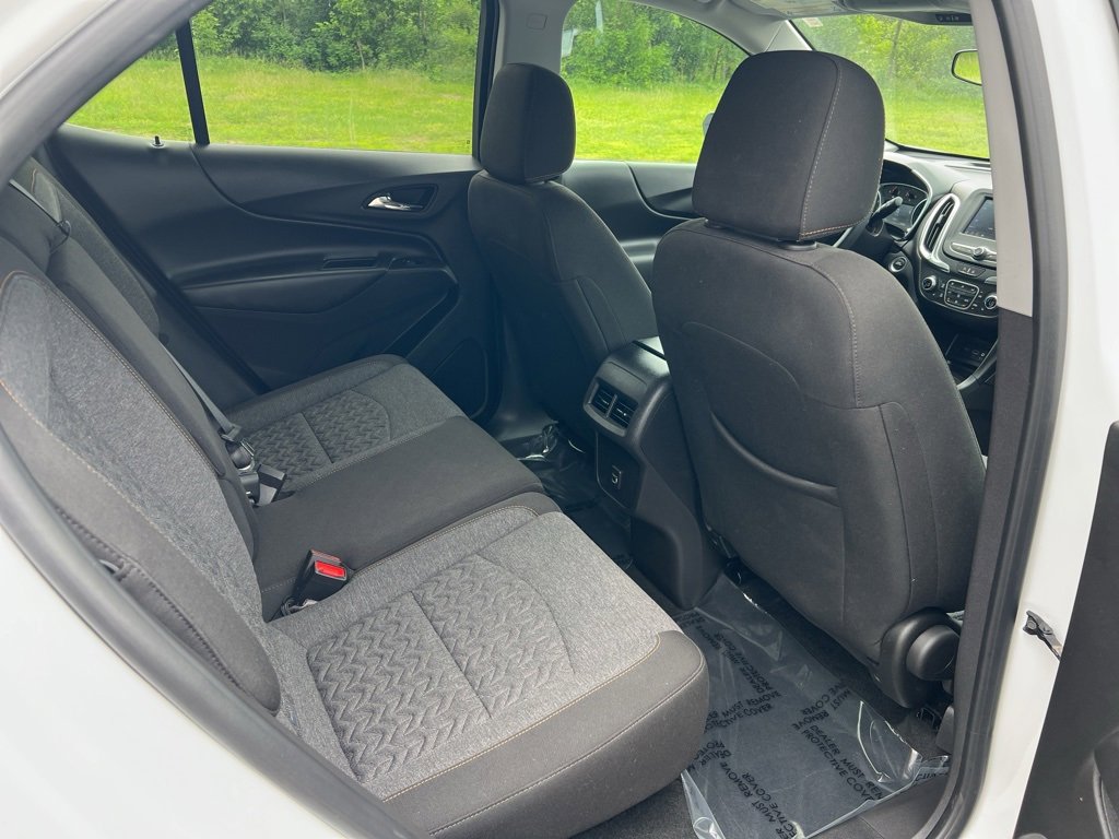 2024 Chevrolet Equinox LT photo 8