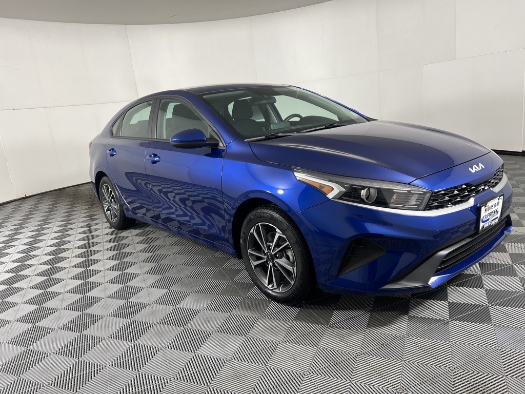 2023 Kia Forte LXS photo 13