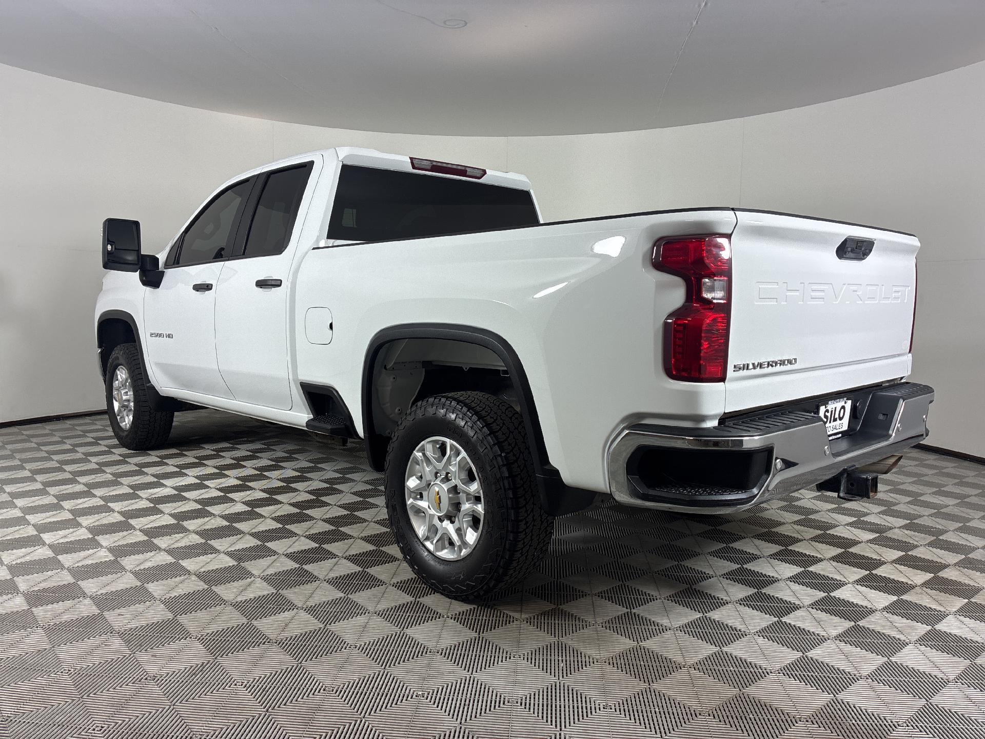 2021 Chevrolet Silverado 2500HD Work Truck photo 3