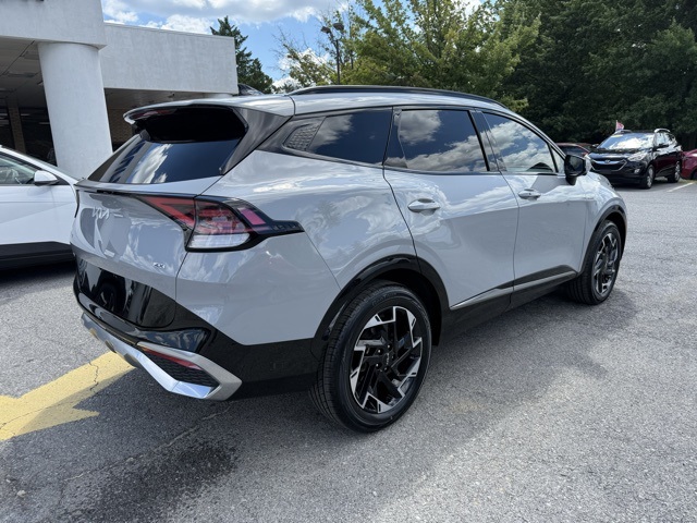 2024 Kia Sportage photo 3
