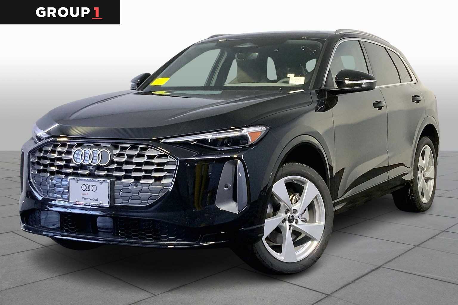 2025 Audi New Q5 Premium Plus's photo