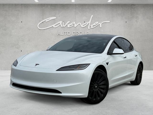 2025 Tesla Model 3 Performance's photo