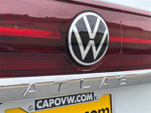 2025 Volkswagen Atlas SEL Premium R-Line photo 12