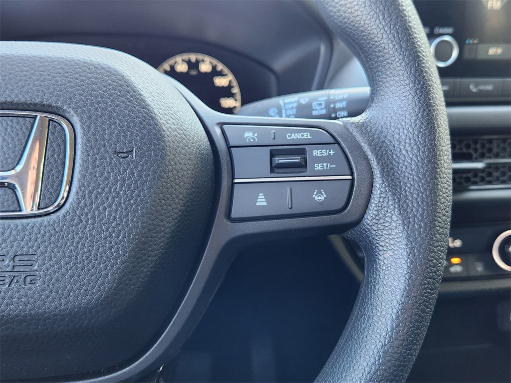 2025 Honda HR-V LX photo 17