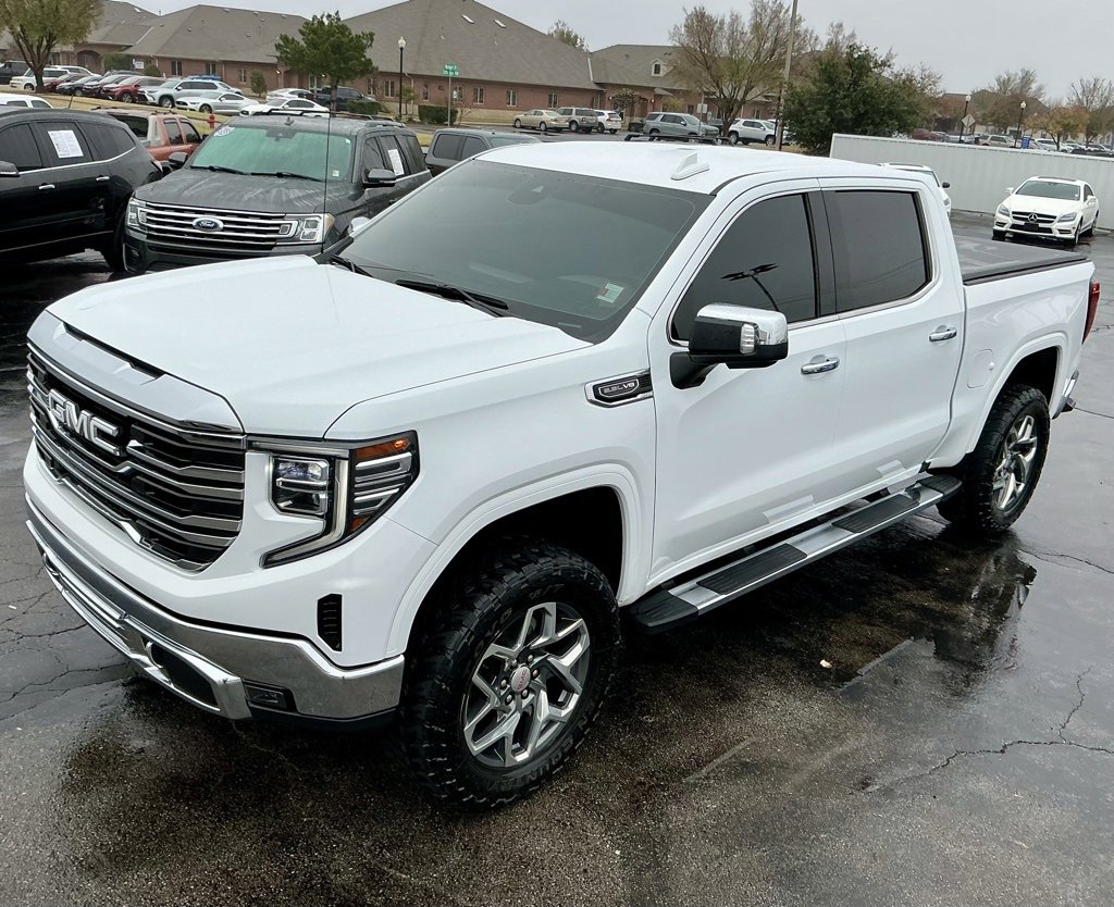 2023 Gmc Sierra 1500 SLT photo 3