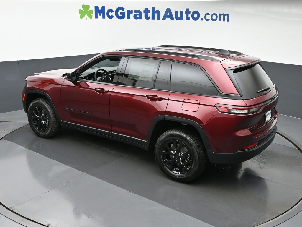 2025 Jeep Grand Cherokee Altitude photo 20