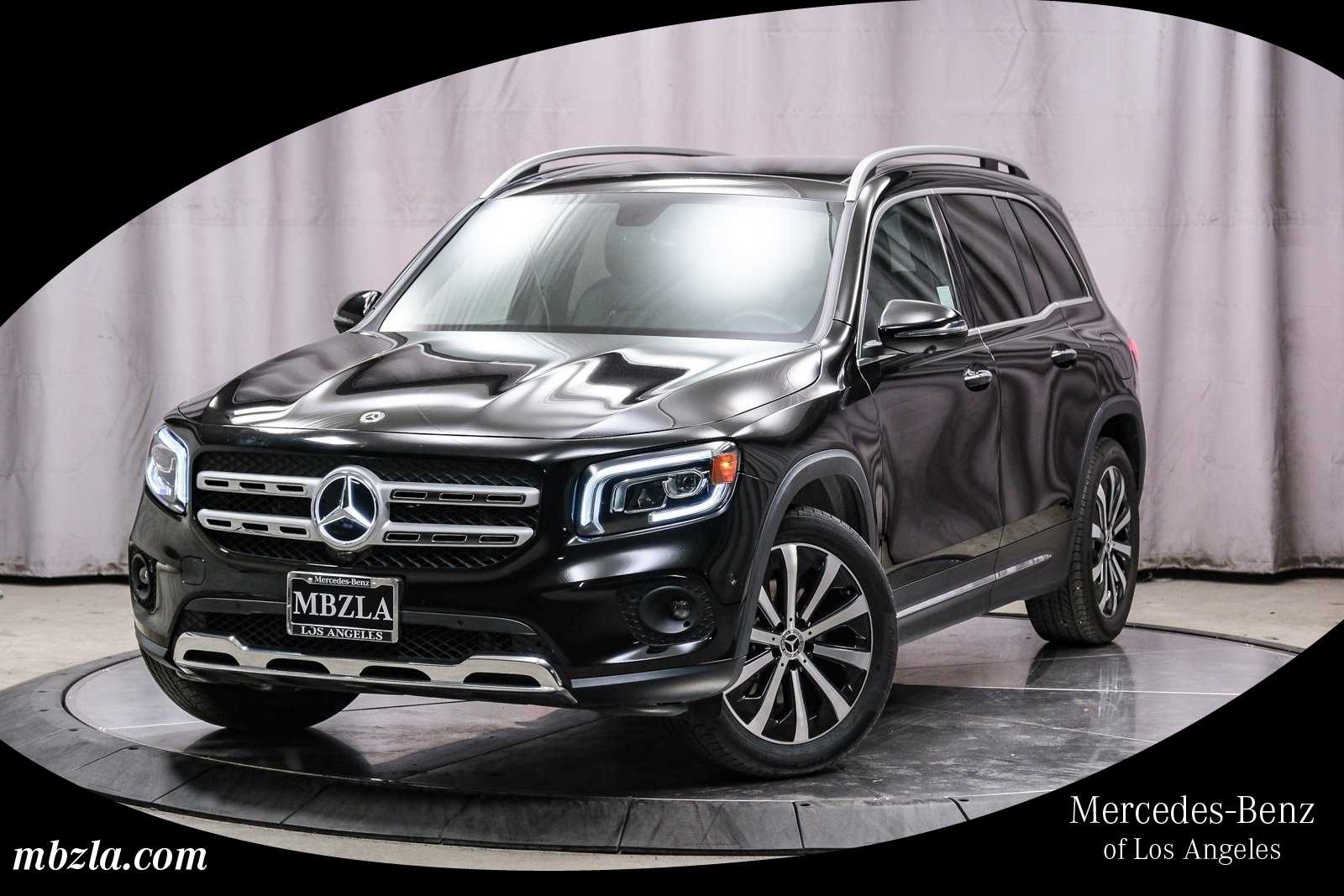2023 Mercedes-Benz GLB Base's photo
