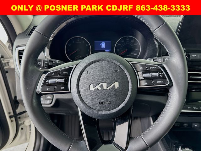 2022 Kia Seltos EX photo 7