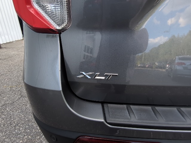 2022 Ford Explorer XLT photo 8