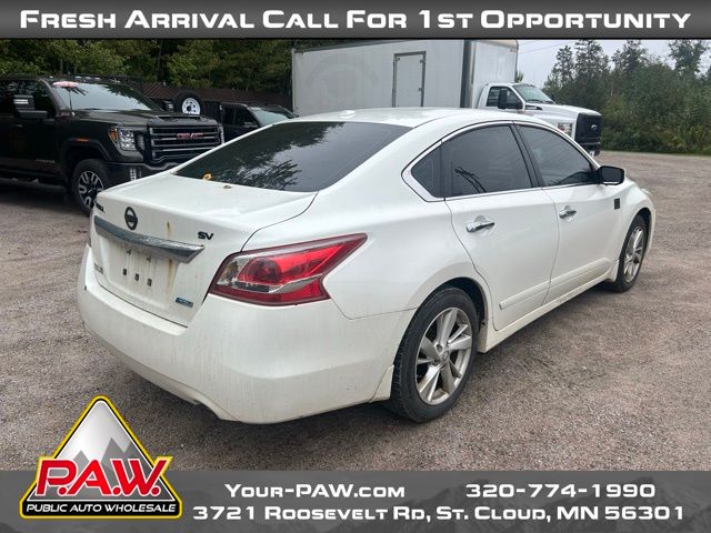 2013 Nissan Altima 2.5 SV photo 6