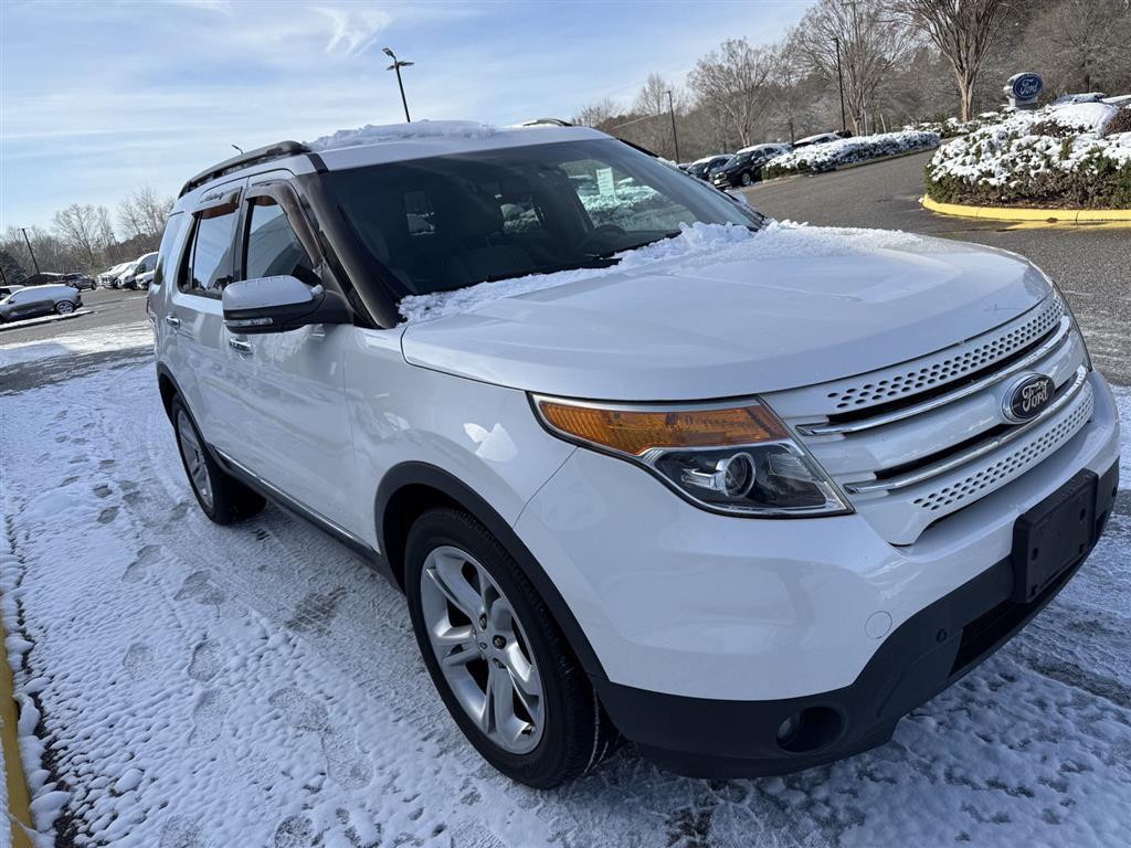 2015 Ford Explorer Limited's photo