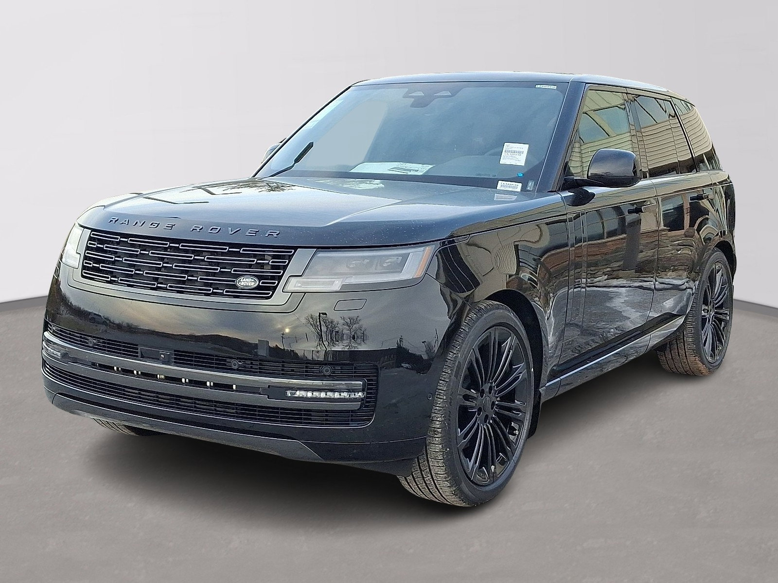 2026 Land Rover Range Rover SE's photo