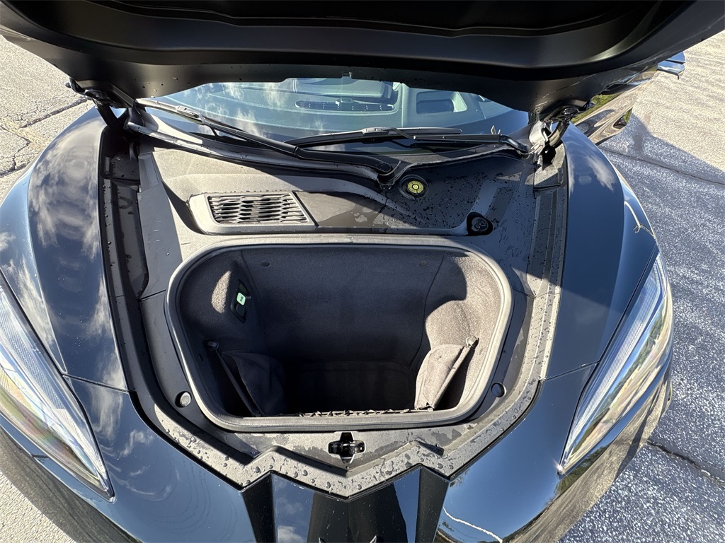 2020 Chevrolet Corvette Stingray photo 18