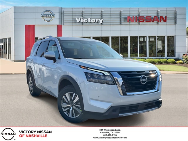 2025 Nissan Pathfinder SL's photo
