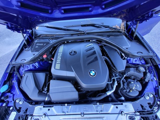 2025 Bmw 330i photo 9