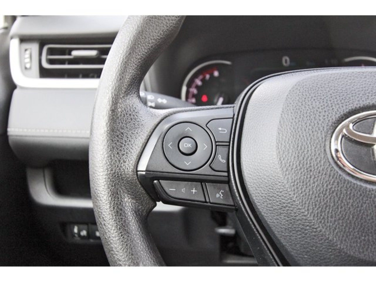 2024 Toyota RAV4 XLE Silver at TX Auto Group