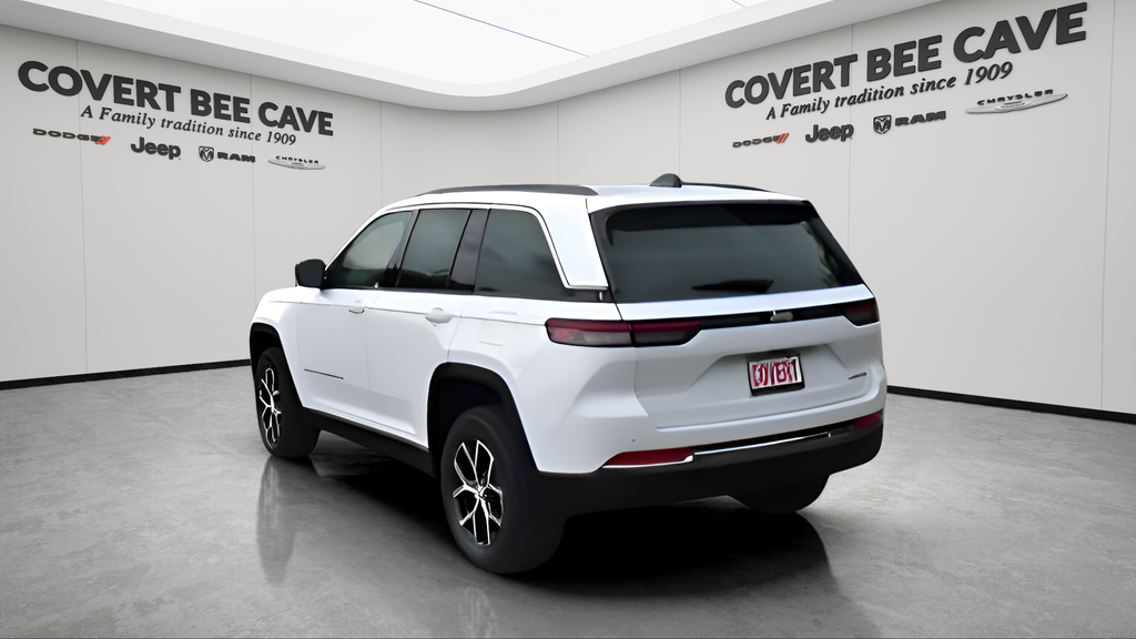 2025 Jeep Grand Cherokee Limited photo 3