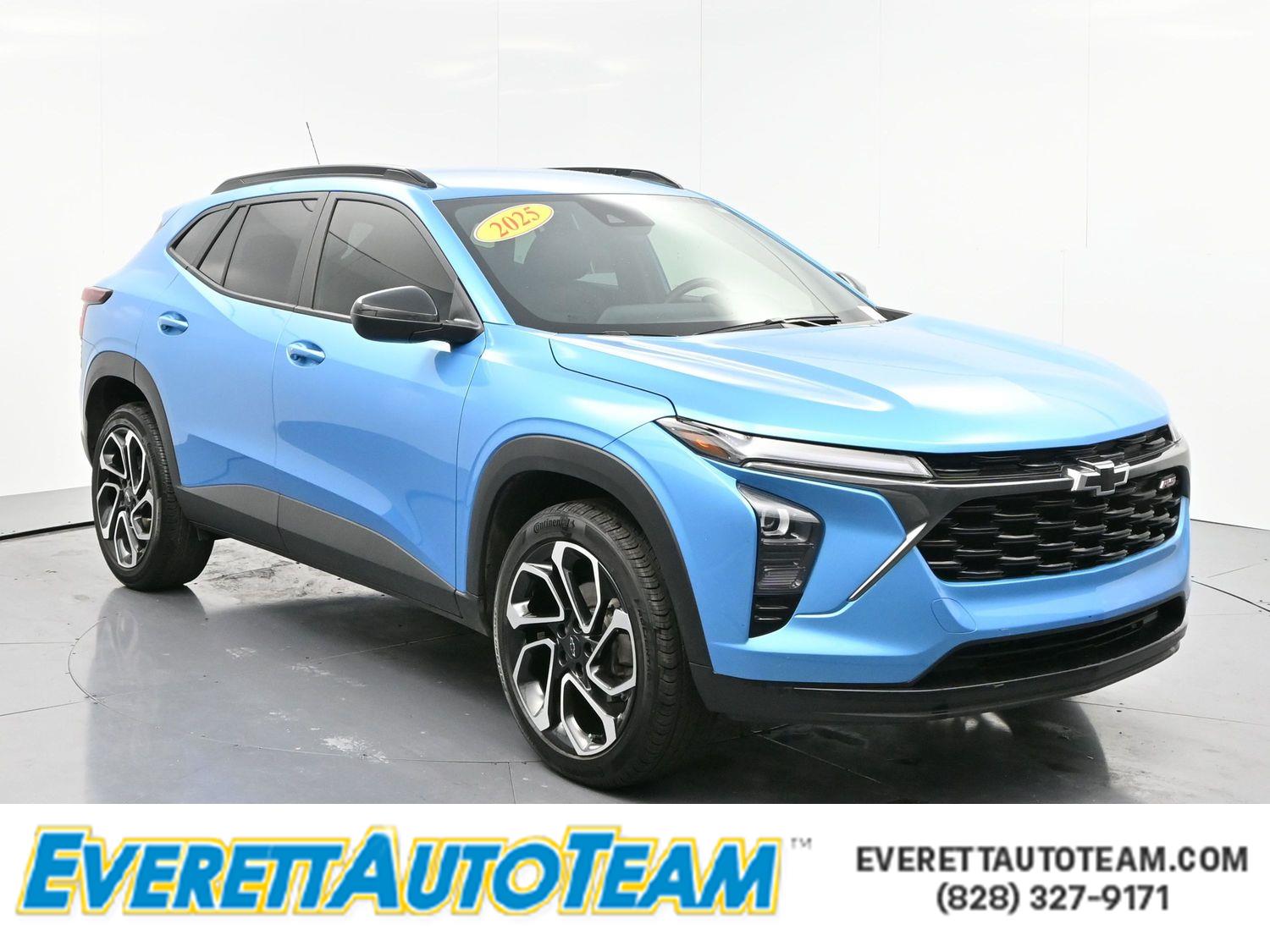 2025 Chevrolet Trax RS's photo