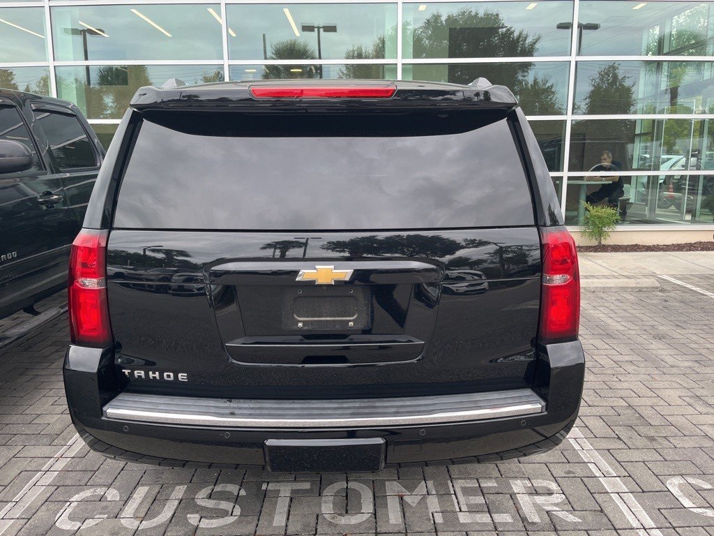2016 Chevrolet Tahoe LTZ photo 4