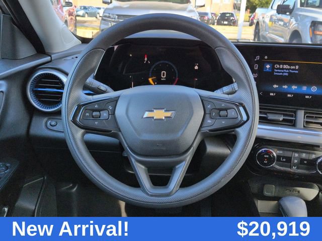 2024 Chevrolet Trax LT photo 11