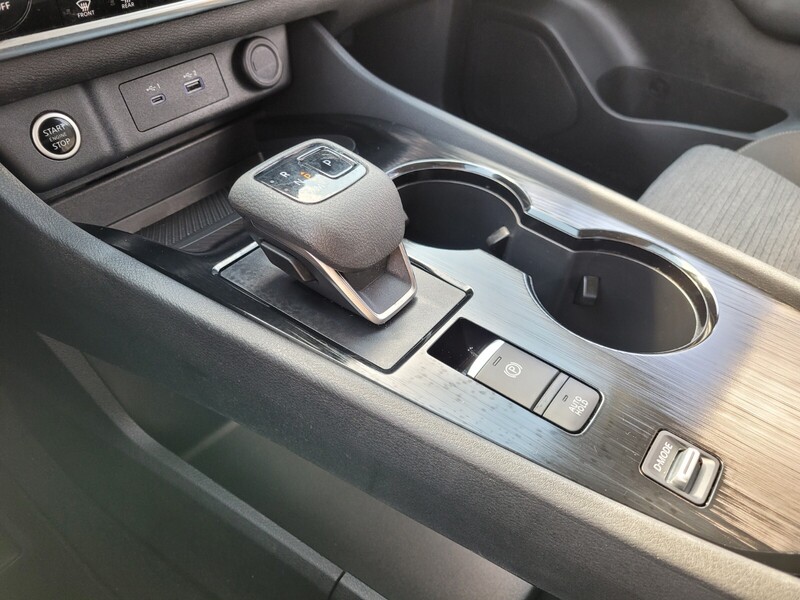 2023 Nissan Rogue SV photo 21