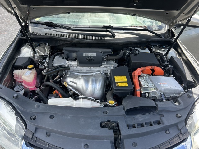 2015 Toyota Camry Hybrid XLE photo 11