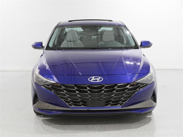 2023 Hyundai Elantra Limited photo 2