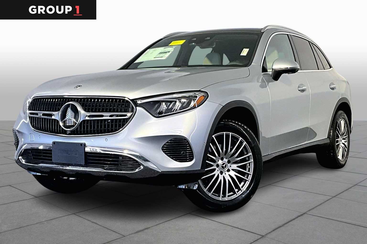 2026 Mercedes-Benz GLC Base's photo