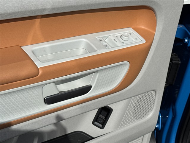 2025 Volkswagen ID. Buzz Pro Plus photo 33