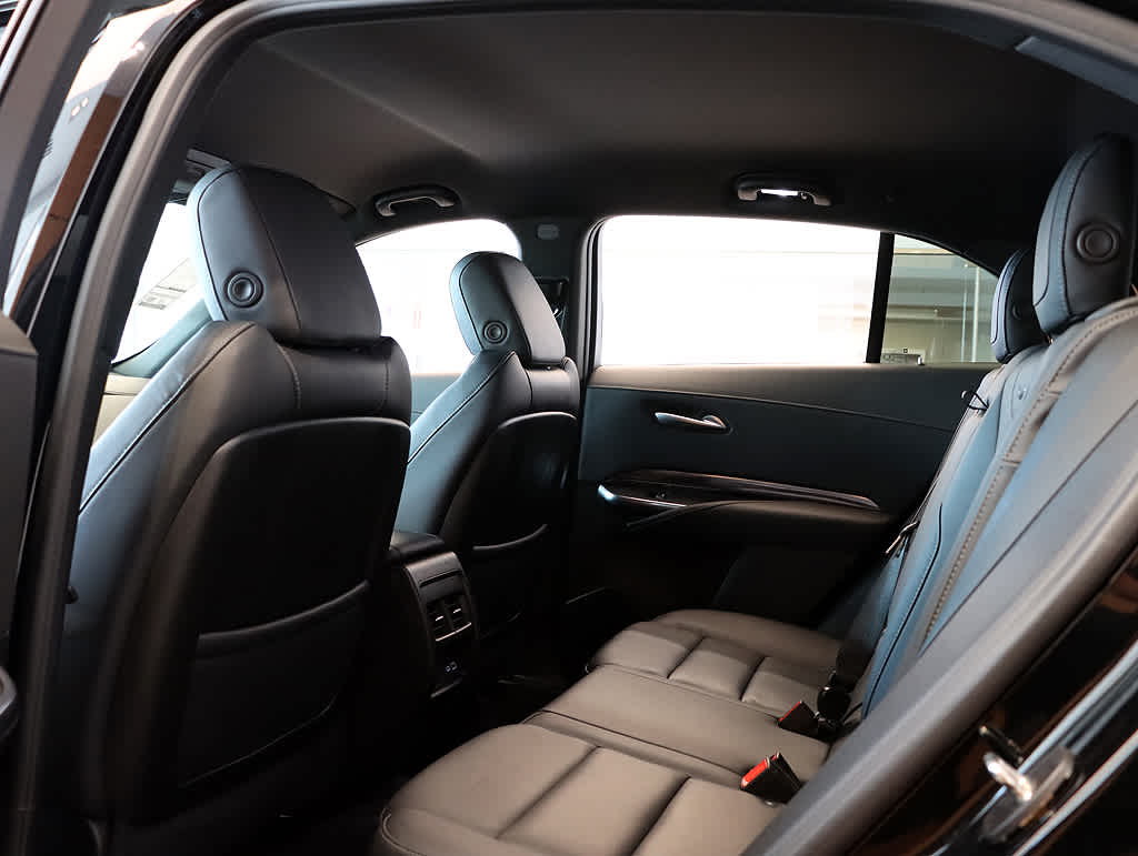 2023 Cadillac XT4 Luxury photo 11