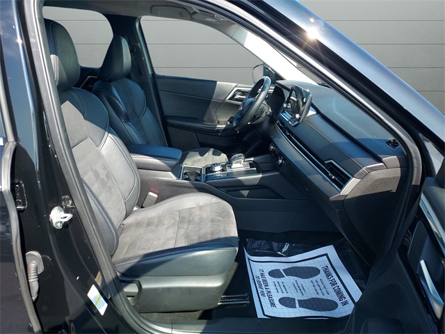 2023 Mitsubishi Outlander SE photo 18