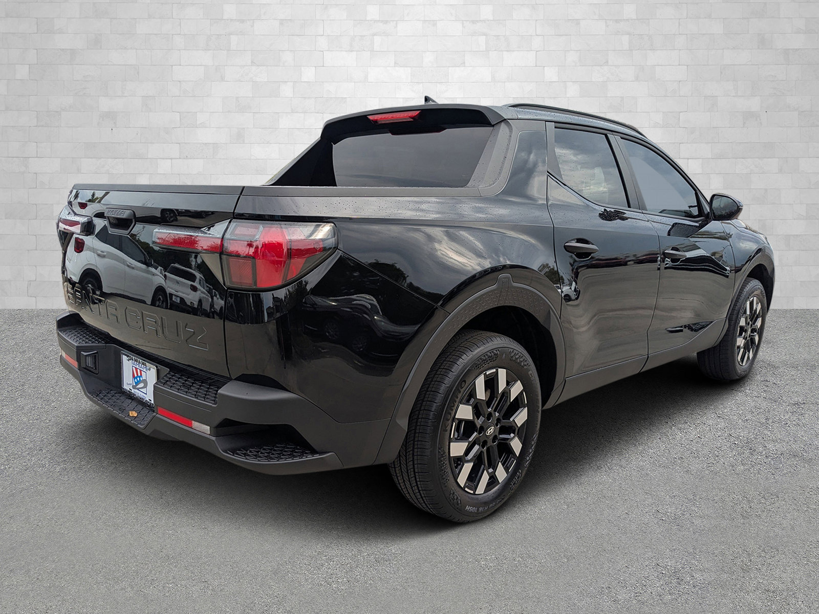 2025 Hyundai Santa Cruz SEL photo 2