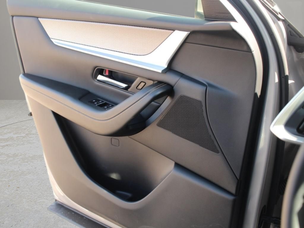 2025 Mazda CX-90 Preferred photo 12
