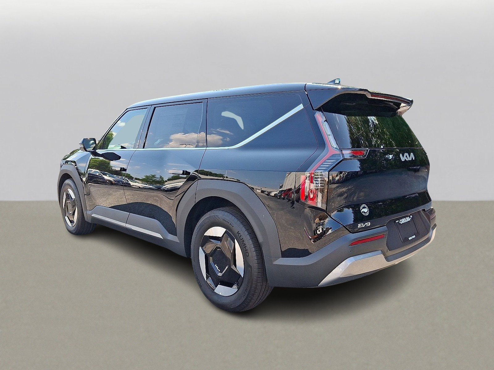 2026 Kia EV9 Light Long Range photo 3